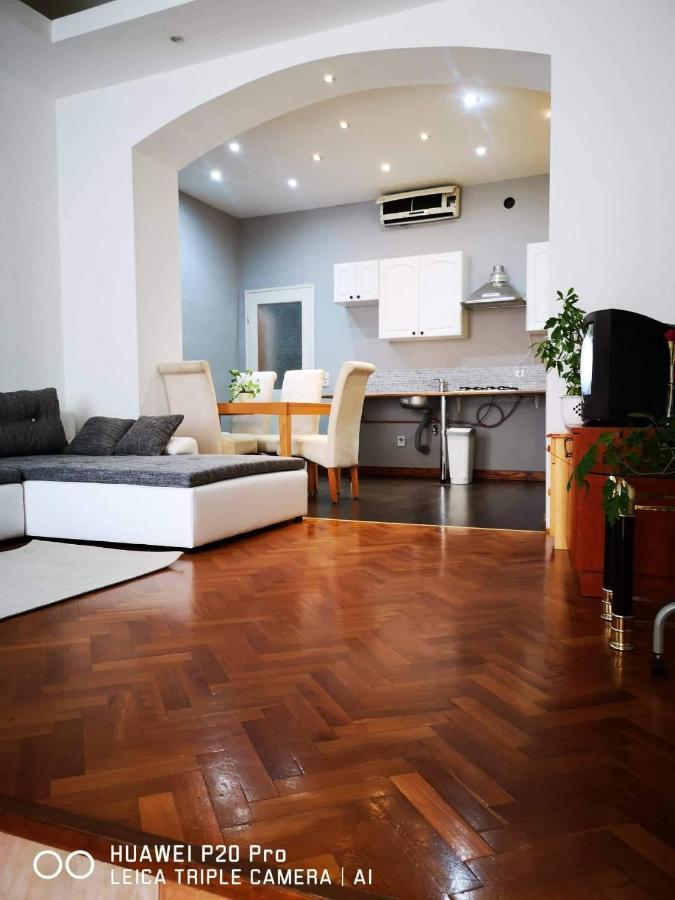 Patrik Apartman Székesfehérvár Exterior foto